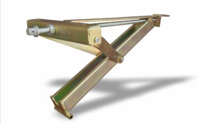 PARKJACKSHORT – Steel Gold Galv Corner Steady – R1250.00