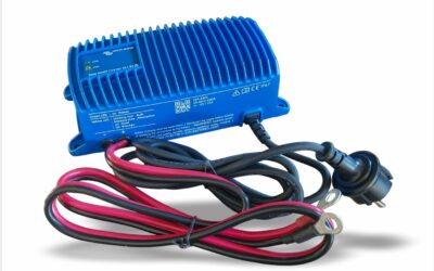 VIC-BC67004 – Victron IP67 Smart Battery Charger – R3690.00